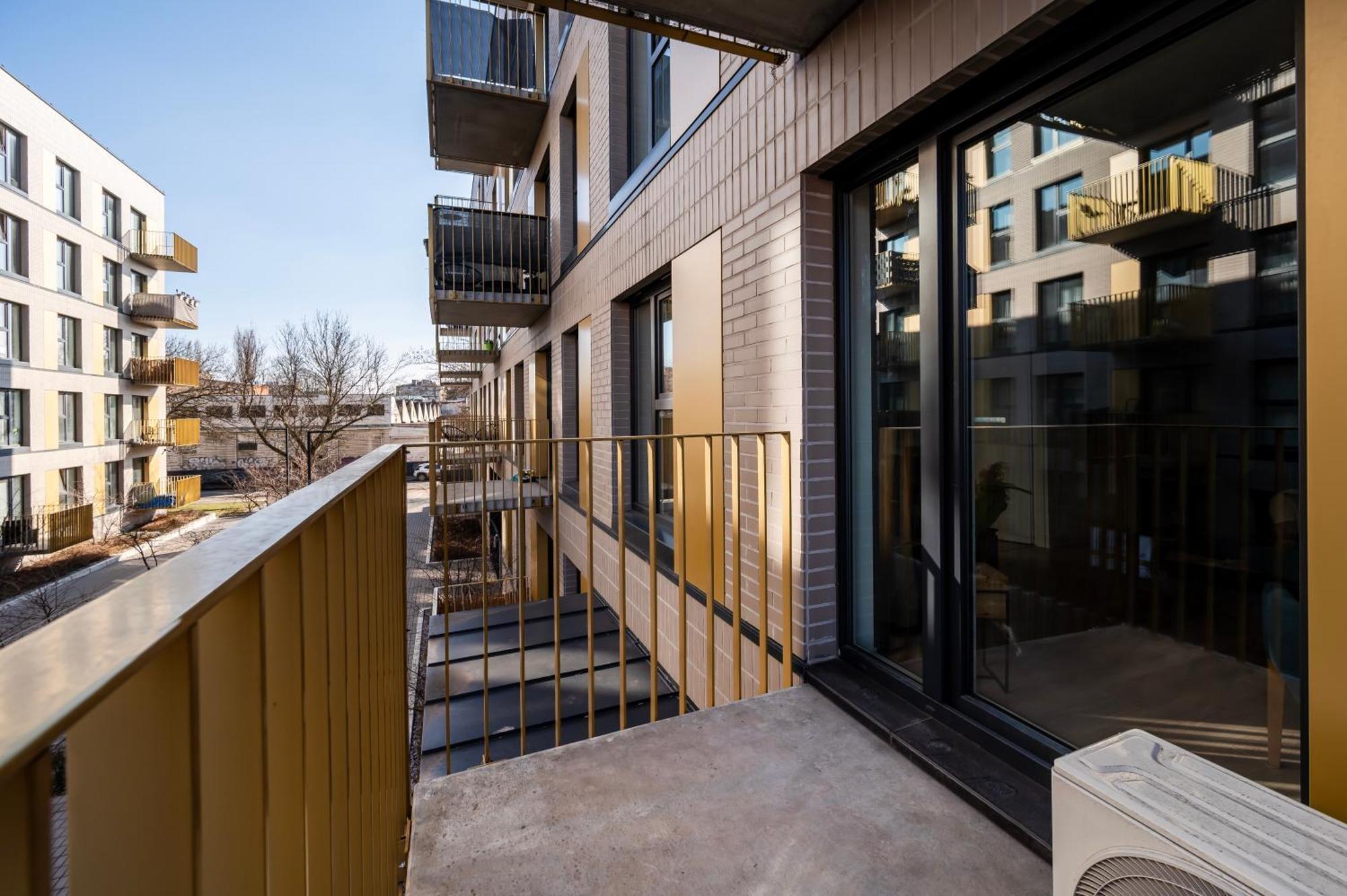 Apartamenty Fuzja - Komfortowe Mieszkania Blisko Centrum Lodzi Garaz Exterior photo