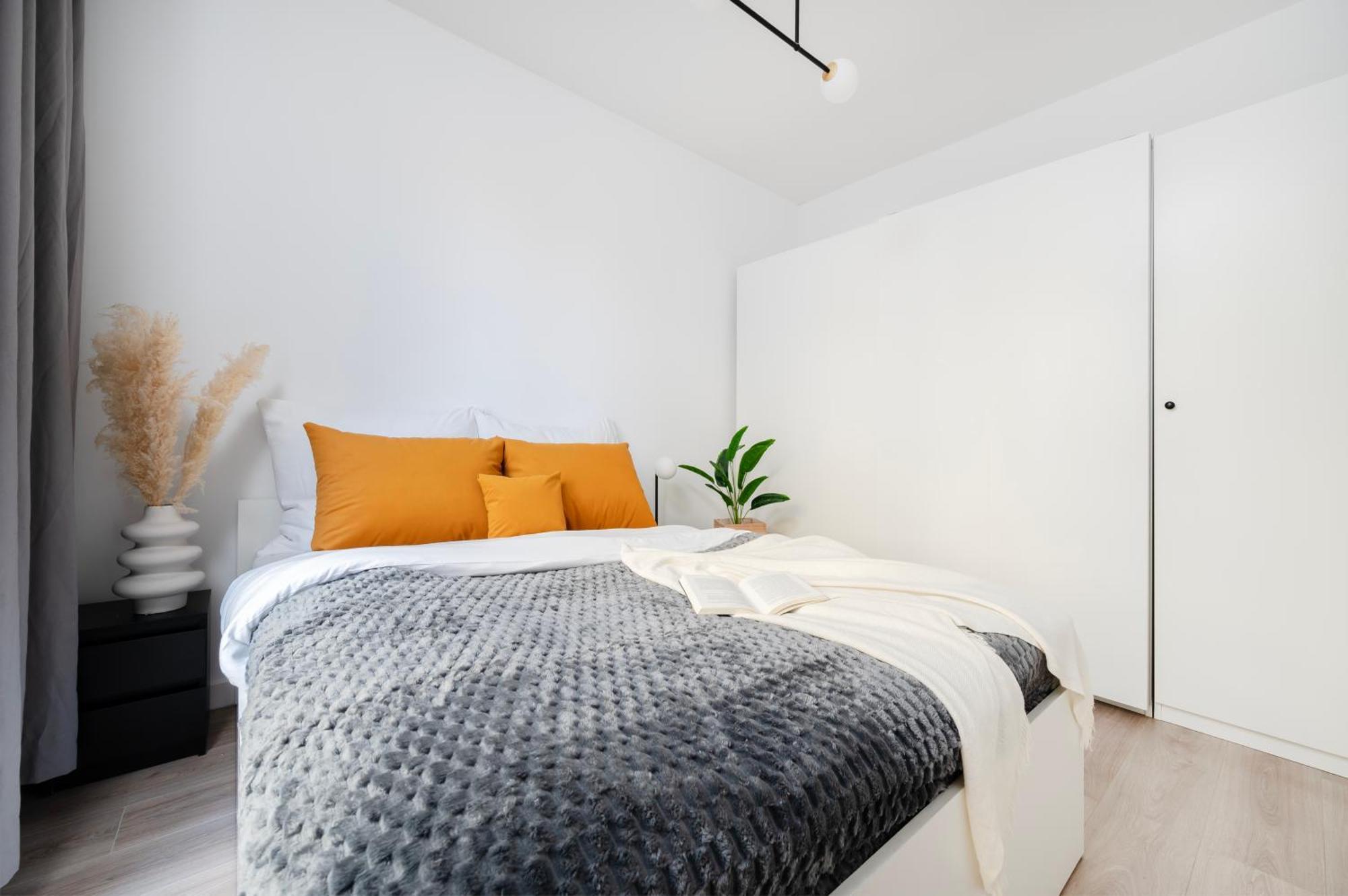 Apartamenty Fuzja - Komfortowe Mieszkania Blisko Centrum Lodzi Garaz Exterior photo