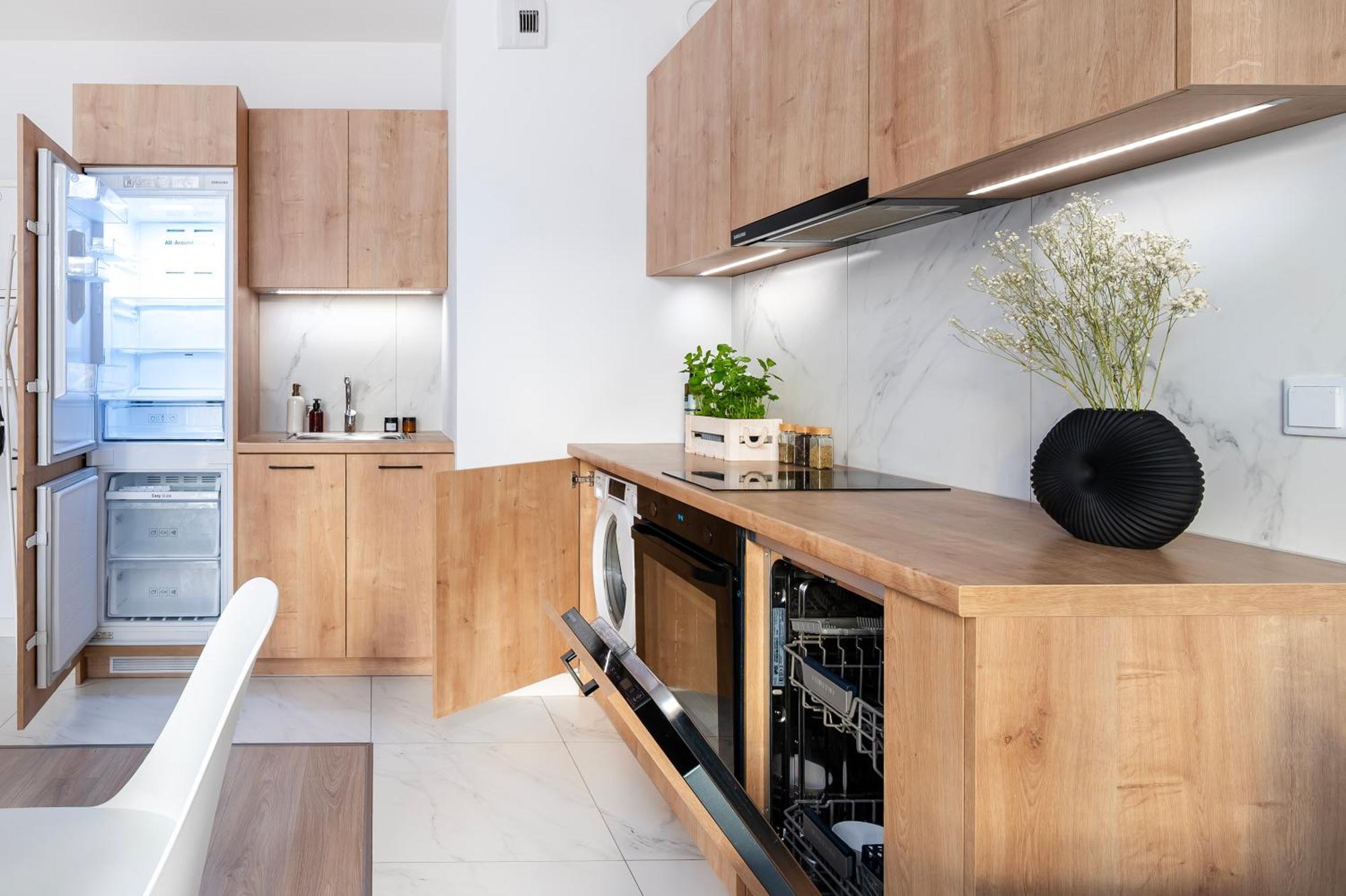 Apartamenty Fuzja - Komfortowe Mieszkania Blisko Centrum Lodzi Garaz Exterior photo